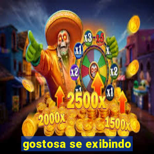 gostosa se exibindo